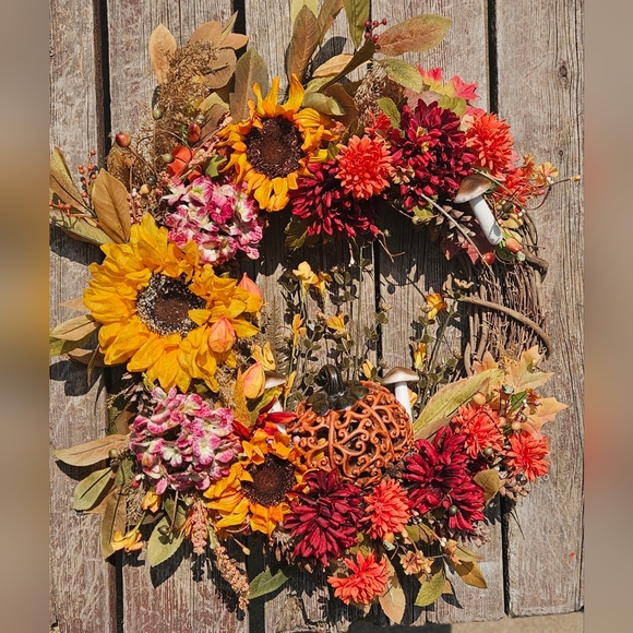 Handmade Fall 18" Grapevine Wreath - Picture 3 of 5
